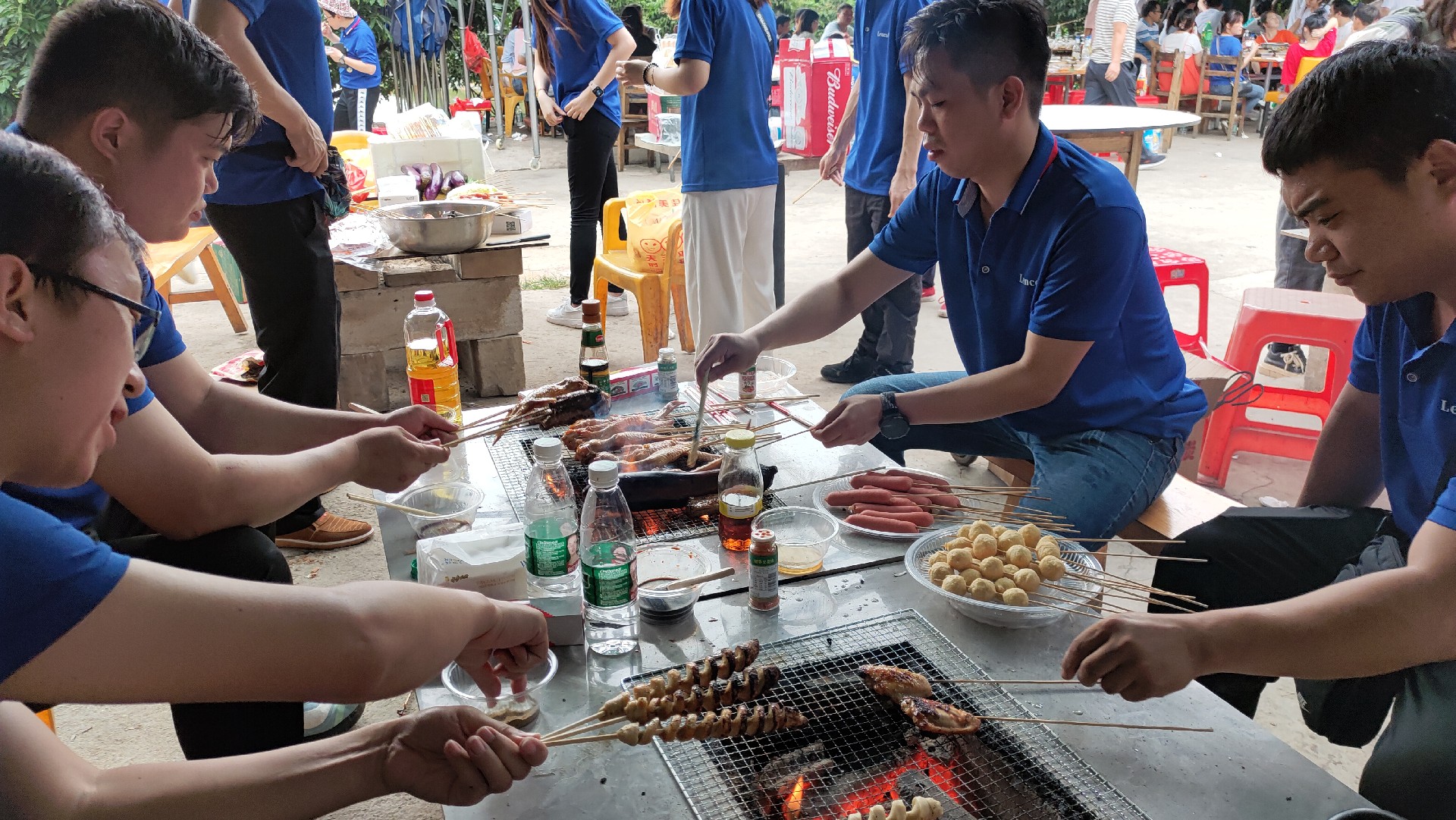 松湖騎行，穿樹飛花；農(nóng)家休閑，擁抱自然